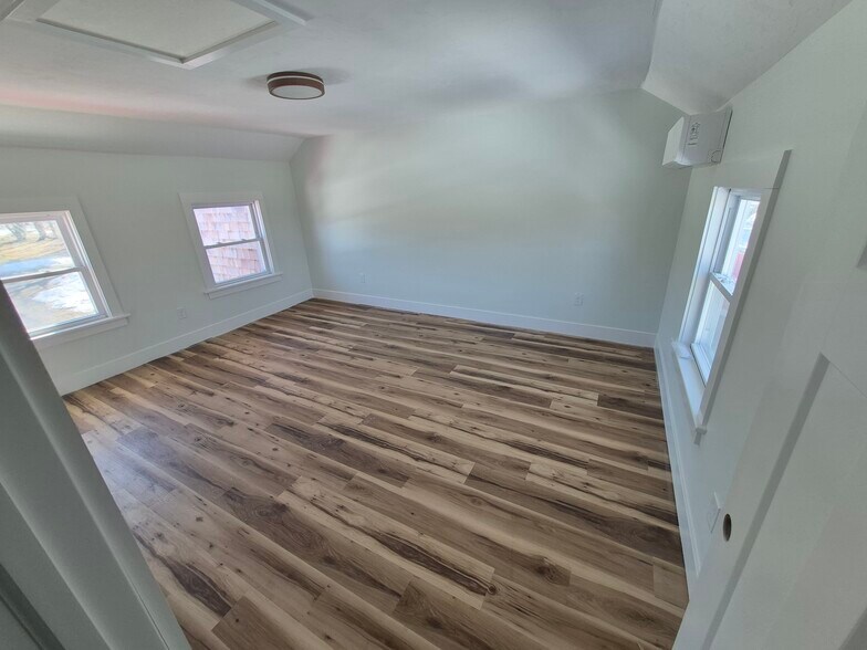 bedroom 2 - 13 Birch Meadow Rd