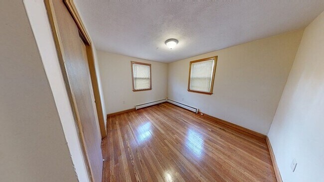 Building Photo - 62 Osceola St