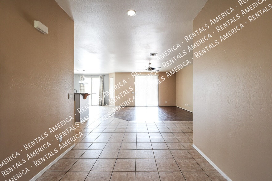 Building Photo - 21401 E Calle de Flores