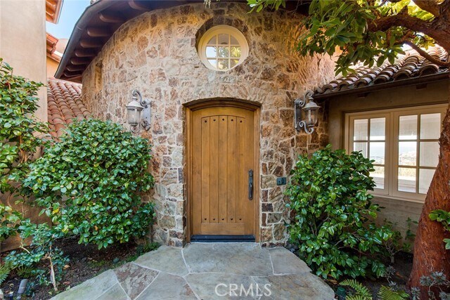 Building Photo - 517 Emerald Bay