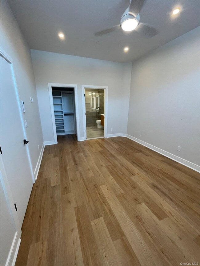 Building Photo - 55 Woodside Ave