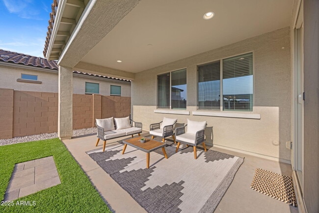 Building Photo - 11716 N 168th Dr