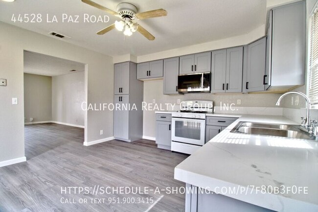 Building Photo - 44528 La Paz Rd