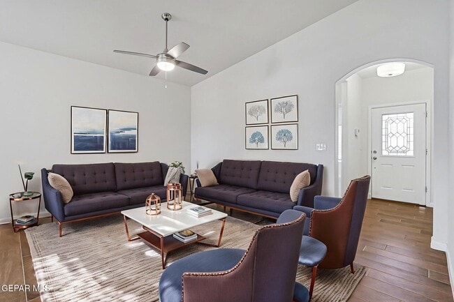 Building Photo - 5913 Ruidoso Downs St