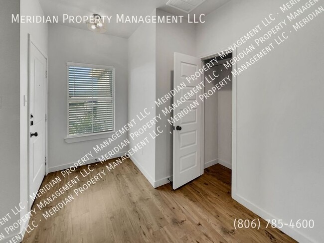 Building Photo - 1204 N Seventh St-