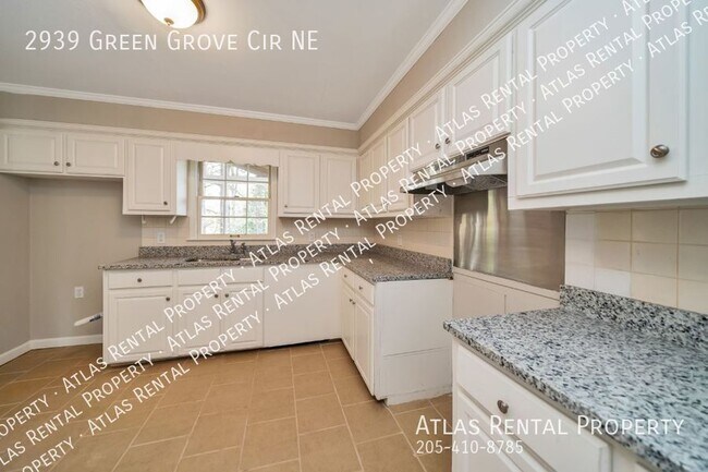 Building Photo - 2939 Green Grove Cir NE