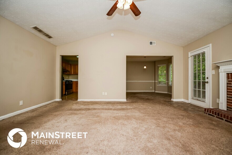 Building Photo - 12246 Cypress Way