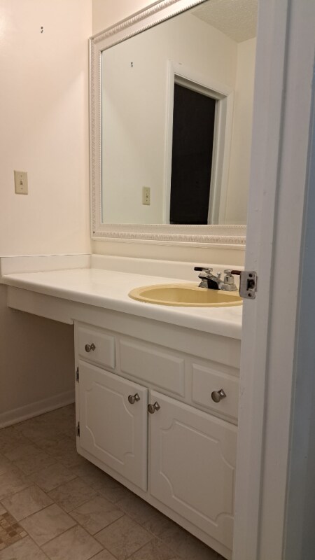 Building Photo - 1732 Delaney St