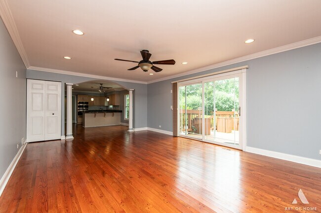 Building Photo - 2603 Old Mill Ln