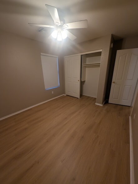 Building Photo - 6342 S Neuman Pl
