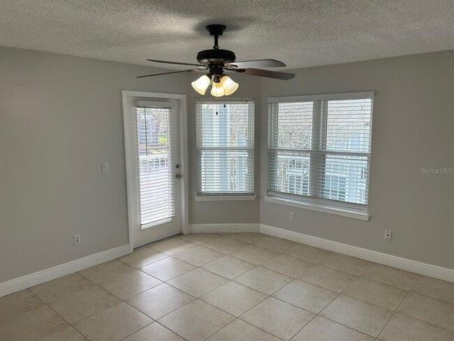 Building Photo - 727 Sugar Bay Way