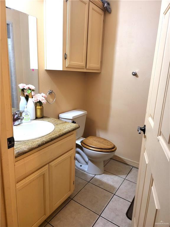 Building Photo - 2100 N 50th St