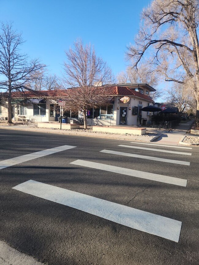 Building Photo - Charming home MOVE IN READY in Wash Park West neighborhood!! Amazing Deal!!!