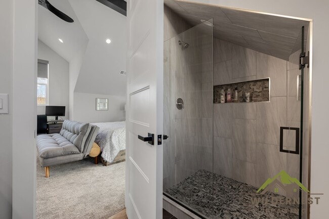 Building Photo - Stunning Luxury Mountain Home with Panoramic Views