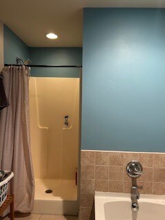 Building Photo - 150 Betsy Ln