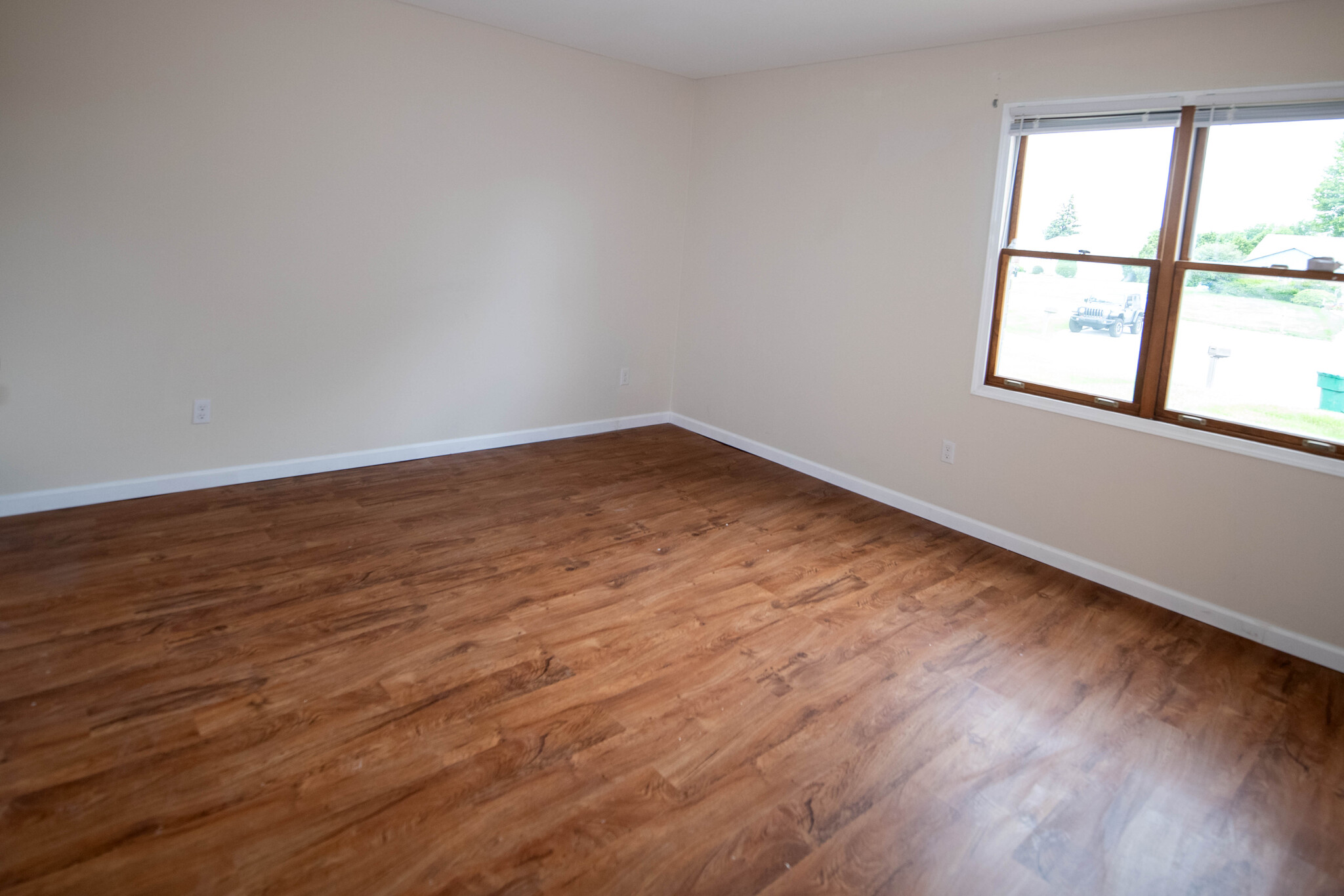 Building Photo - 140 Pierre Pl