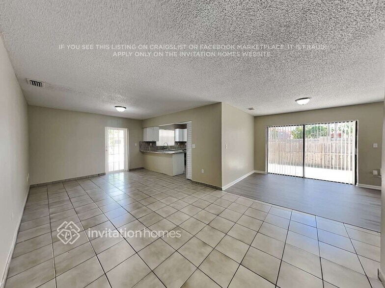 Building Photo - 13203 SW 40th Terrace