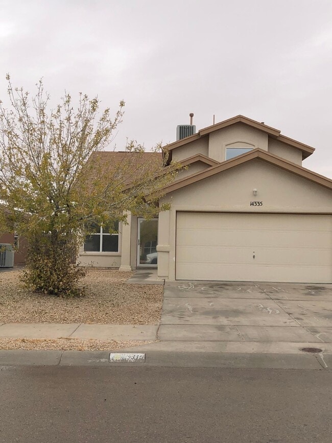 Building Photo - 14335 Island Point Dr