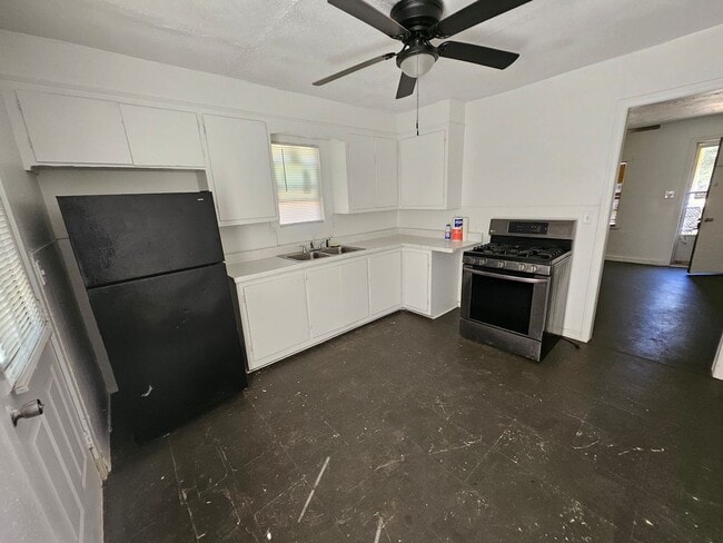 Building Photo - Charming 2-Bedroom, 1-Bathroom Home in Duncan, Oklahoma