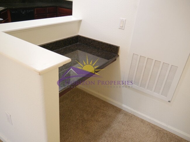 Building Photo - Modern 1 Bed 1 Bath 763 sq ft North Natomas Condo