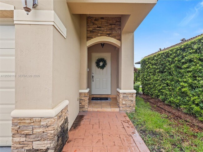 Building Photo - 4401 NW 113th Ct