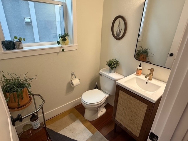 Main Level Half Bath - 11836 SW Palermo St