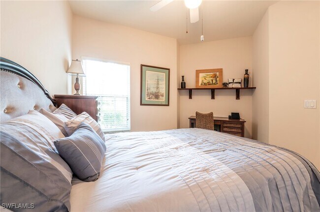 Building Photo - 15150 Royal Windsor Ln