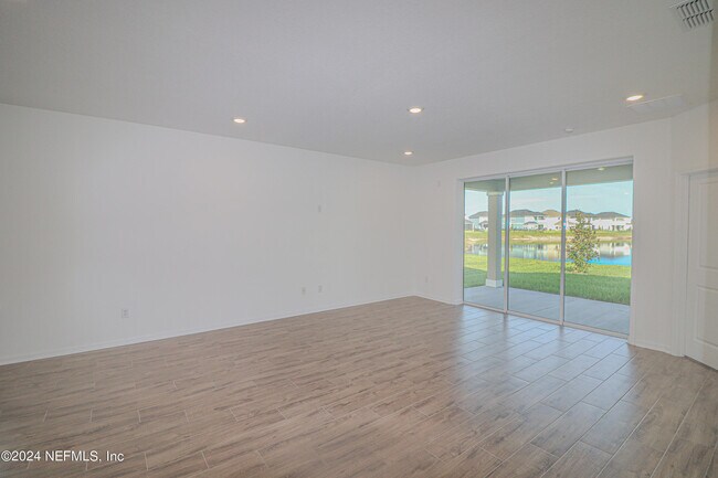 Building Photo - 483 Stargaze Ln