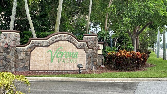 Building Photo - 4702 Cohune Palm Ct