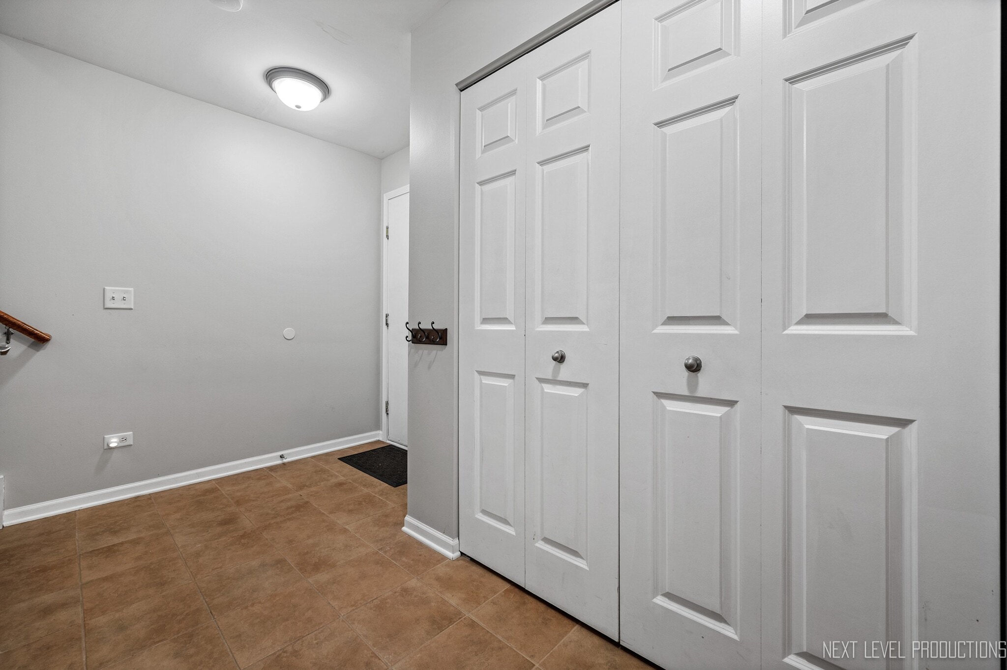 Building Photo - 5426 Cloverdale Rd