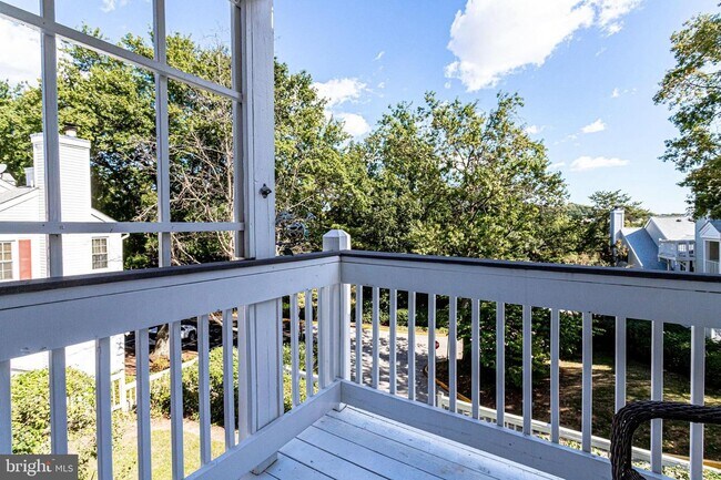 Building Photo - 2911 S Woodstock St