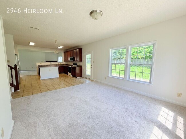 Building Photo - 2946 Heirloom Ln