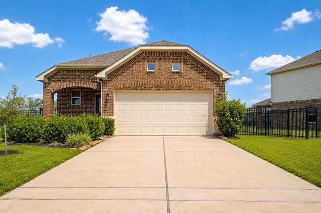 Building Photo - 101 Eliana Shores Dr