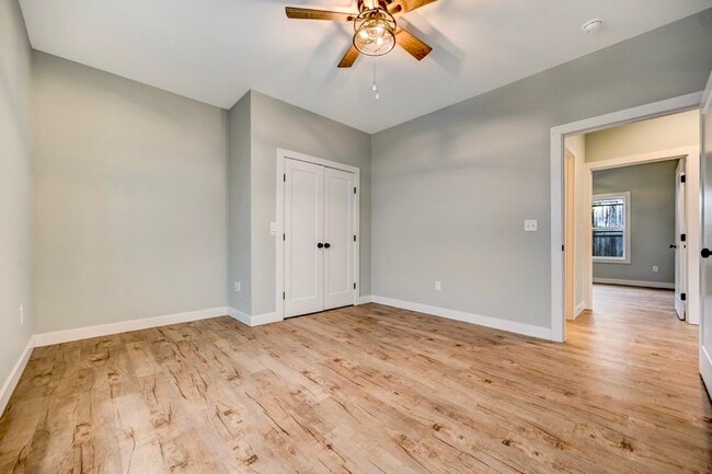 Building Photo - 525 Harrison Ave