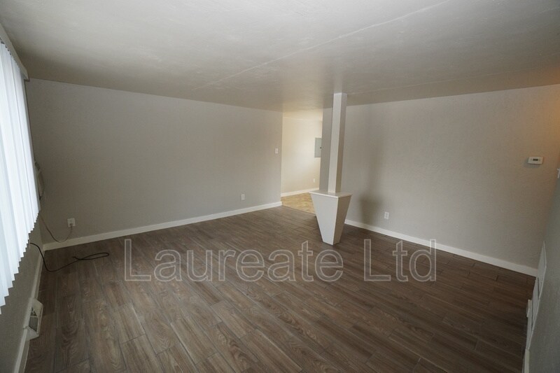 Building Photo - 679 Miller Ct