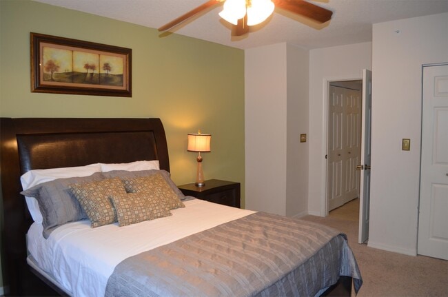 Building Photo - 2080 S Ocean Dr