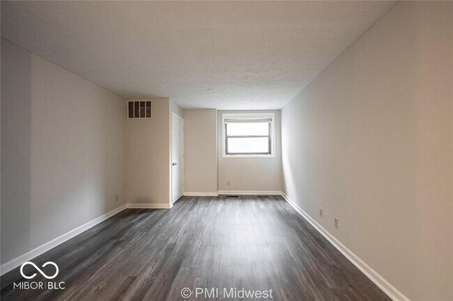 Building Photo - 3736 N Meridian St