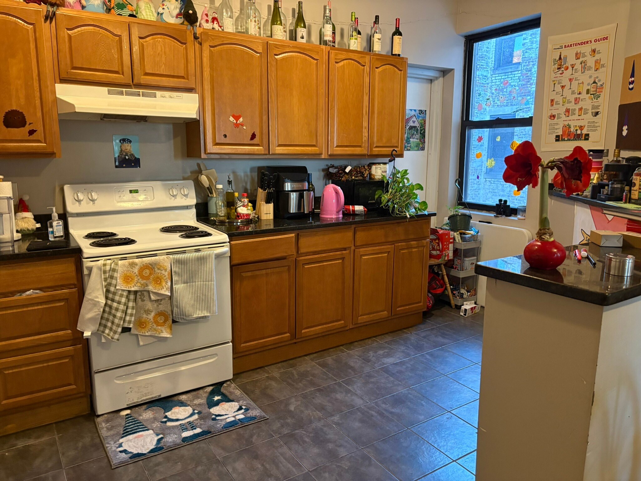 Building Photo - 1050 Commonwealth Ave