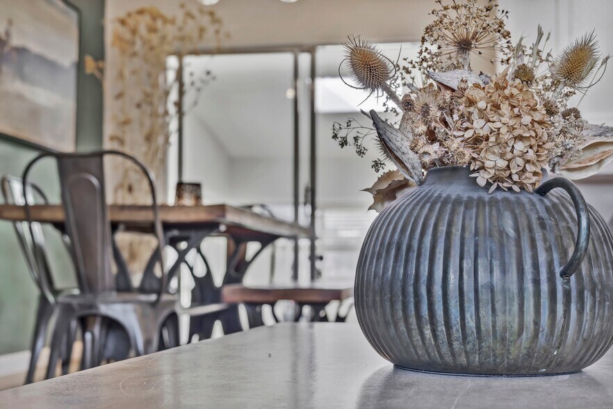 Building Photo - 1319 S Lincoln St