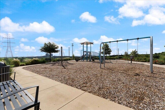 Building Photo - 7410 Sagira Path