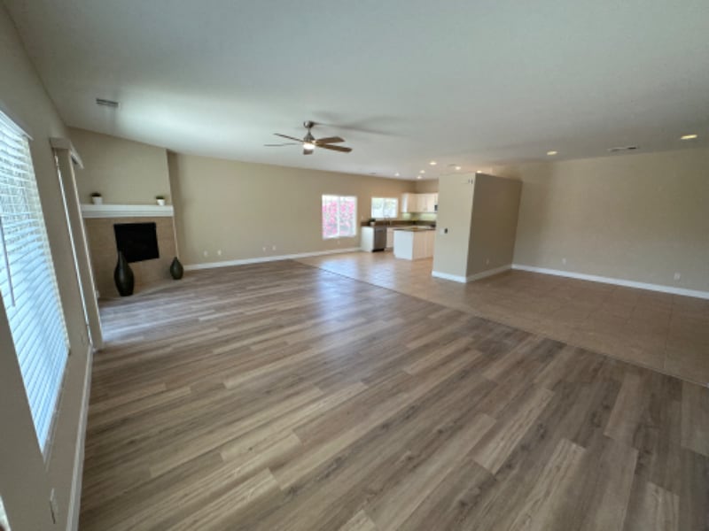 Building Photo - 9146 Silver Star Ave