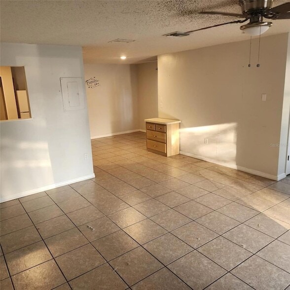 Building Photo - 305 NW 11th Ave