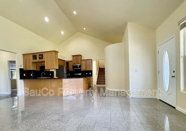 Building Photo - 2485 Meridian Dr