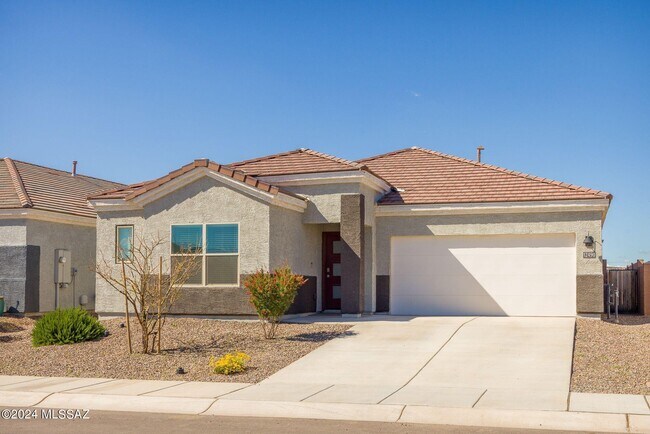 Building Photo - 12490 W Gini Ln