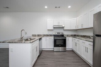 Building Photo - New Modern 3BR Home with Open Floor Plan & High-End Finishes in Little Rock!