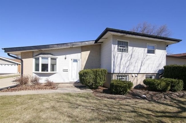 Primary Photo - 2626 Pauline Ave