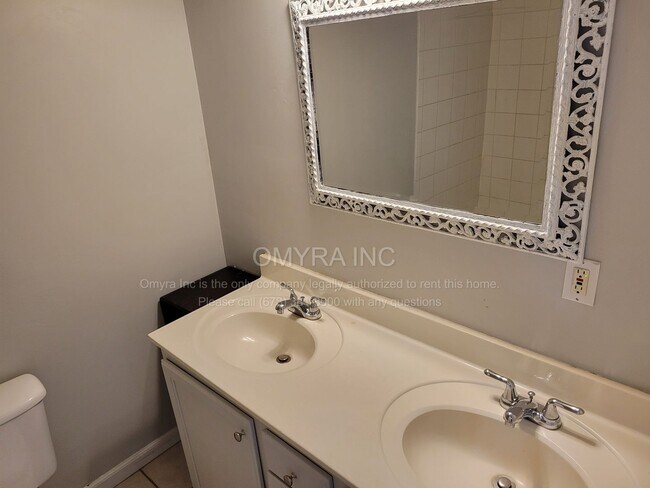 Building Photo - 506-508 Scott Boulevard