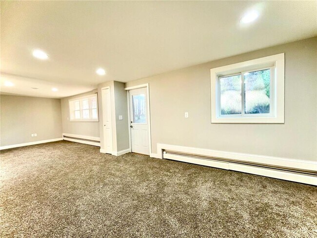 Building Photo - 5559 Turtle Lake Rd