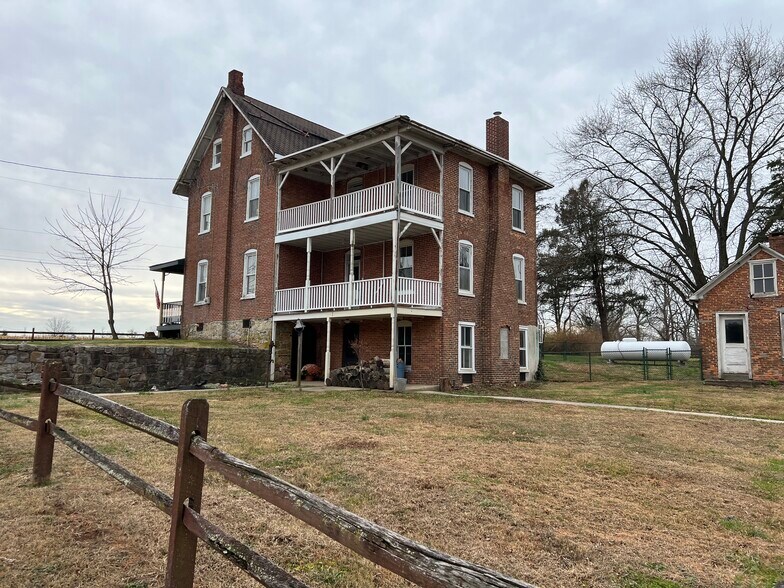 Building Photo - 6363 Boyertown Pike