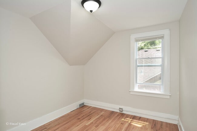 Building Photo - 93 Elmhurst St